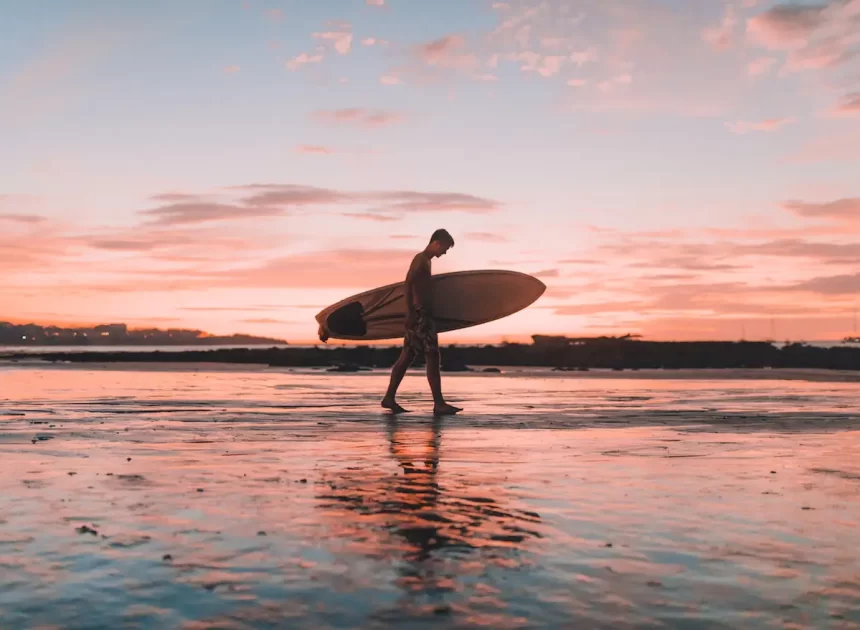 Ride the Waves: Surf Lessons in Newquay