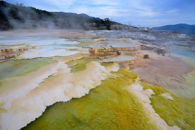 Top 5 Hidden Gems You’ll Discover on a Yellowstone Private Tour